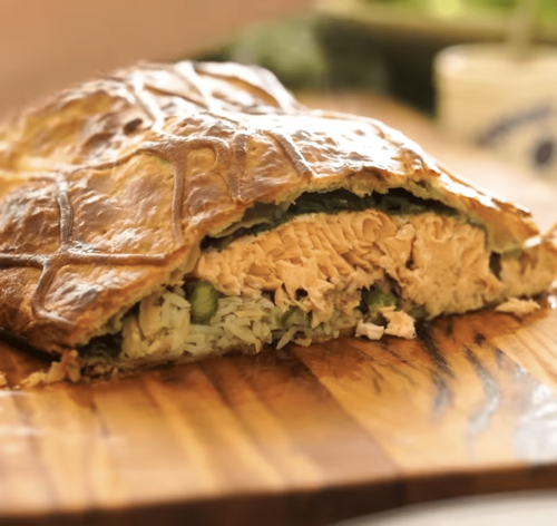 Receita de Koubiliac de Salmão Paola Carosella